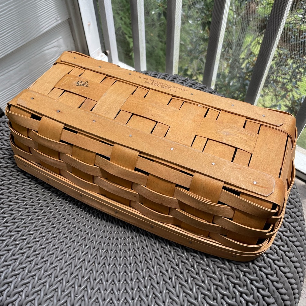 Longaberger basket with liner, cute little trinket basket